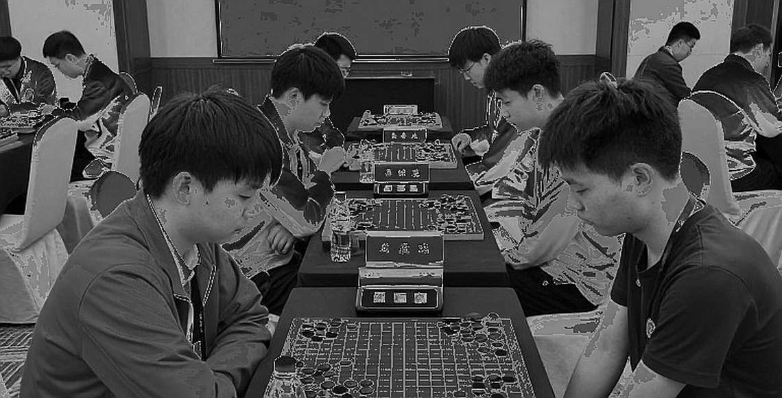 FRITZ 20, tiêu đề sai về chủ tịch FIDE và giới hạn của niềm tin trong làng cờ